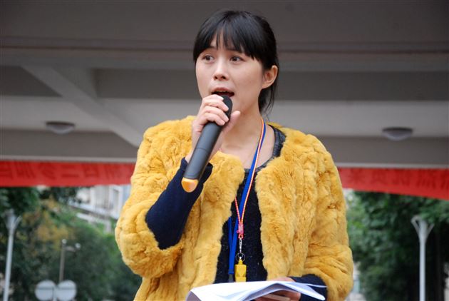 生命第一 安全第一——棠外附小成功举行午休寝室紧急逃生疏散演练