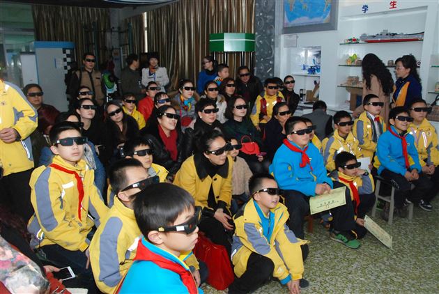 棠外附小隆重举行科技体验中心开放仪式