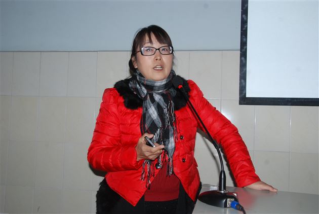 棠外附小举行网球运动讲座