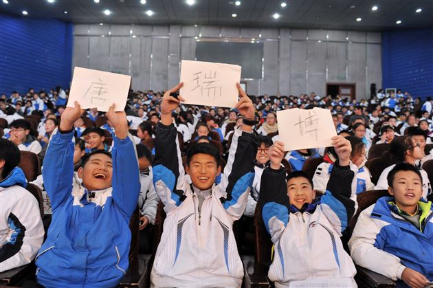 爱“拼”才会赢——记棠外初2014级英语拼字大赛Spelling Bee