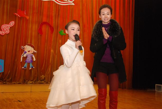棠外附小举行“迎新年 庆元旦”魅力宝贝小歌星比赛