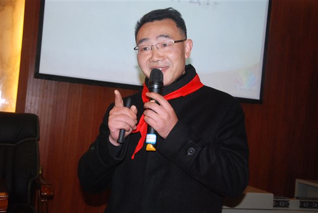 历史是什么——记棠外附小六年级家长义工课堂