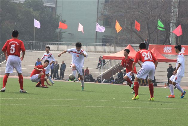 棠外男足参加2015年省中学生比赛荣获冠军