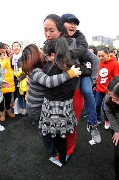 棠外举行庆祝“三八”国际劳动妇女节表彰暨联欢会