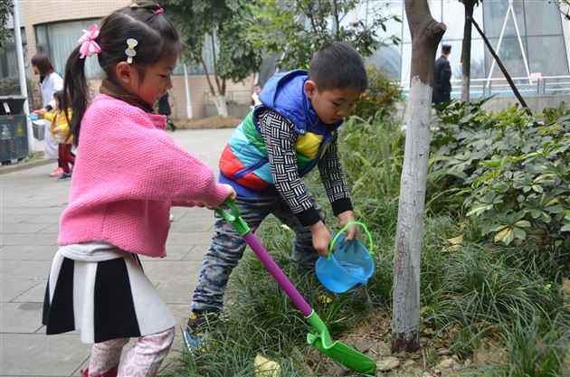 “爱树护绿，从我做起”——记棠外实验幼稚园植树节主题活动