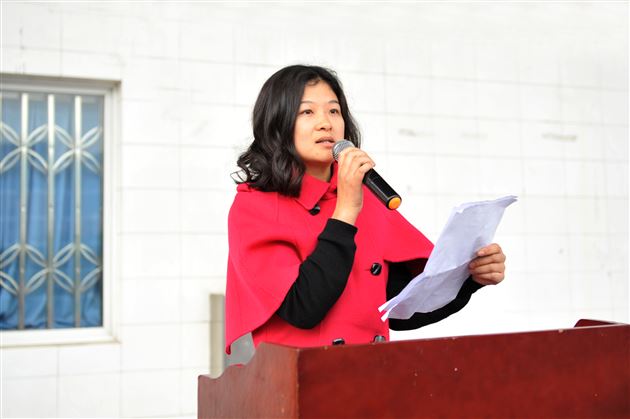 鲲鹏展翅凌万里，独占鳌头定乾坤——棠外召开初2012级中考动员暨表彰大会