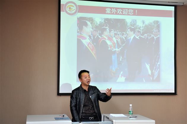 新西兰友好学校校长访问团赴棠外进行教育交流