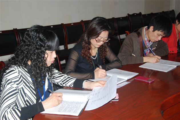 做高端教育，习管理艺术——棠外附小召开教研组长及段长工作例会