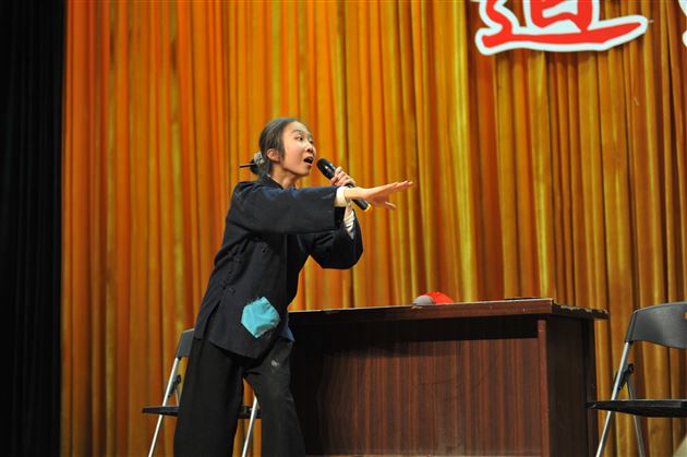 道人间情态 呈一台妙境——记棠外高2013级话剧展演活动