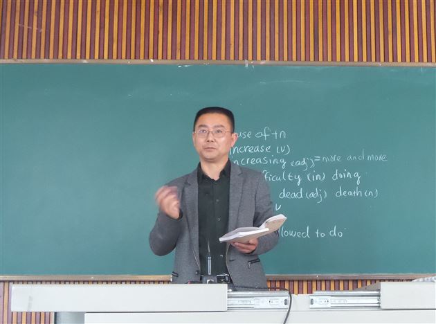 双流县初中英语九年级教研活动在棠外举行