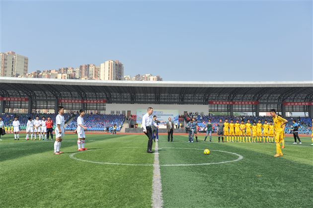 棠外参加'运动成都'2015年成都市城市足球联赛