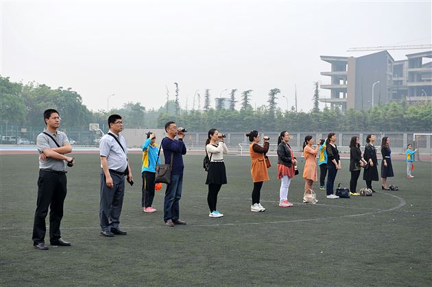 山东寿光市校长一行莅临棠外附小学习“修身班会课”