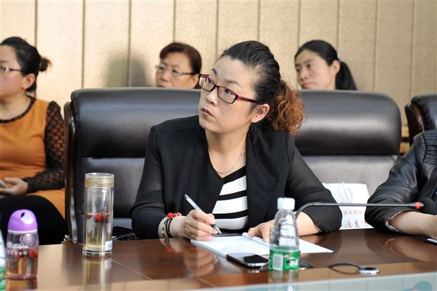 山东寿光市校长一行莅临棠外附小学习“修身班会课”