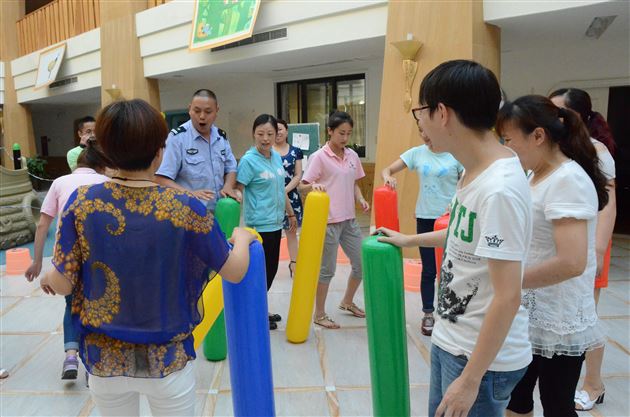 团队协作、提升默契——记棠外实验幼稚园拓展训练活动