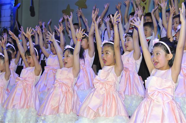 棠外附小举行第十届“快乐六一 童声飞扬”班级歌咏比赛