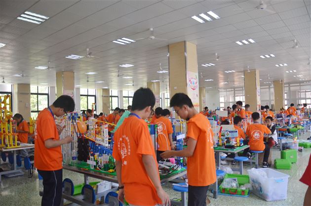 棠外附小荣获第十三届四川省青少年机器人大赛金牌