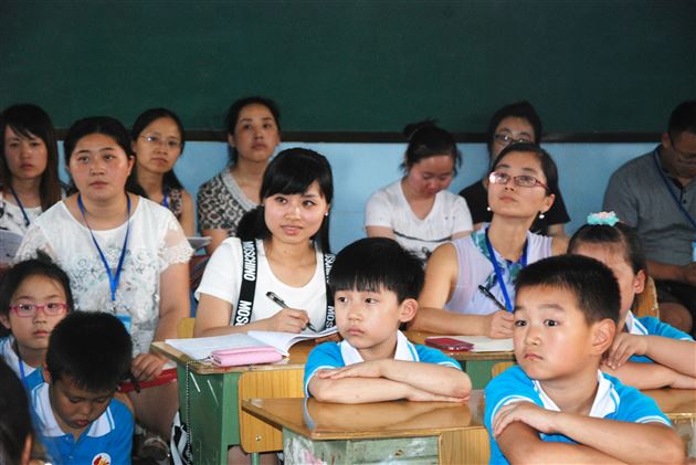  棠外附小修身班会课赛课活动（四）