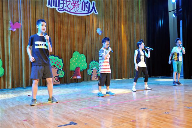 棠外附小隆重举行2015届毕业典礼