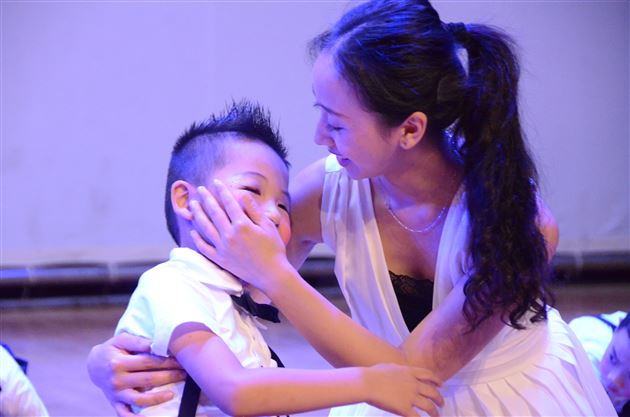 感谢爱我的人和我爱的人——记棠外实验幼稚园2015届大班幼儿毕业庆典