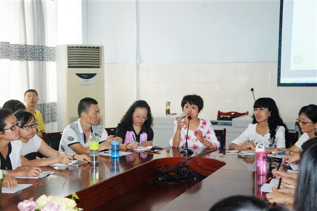 觉察　识别　回应——记棠外附小开学教师培训活动