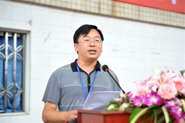 棠外初中部隆重举行新学年开学典礼暨教师节表彰大会