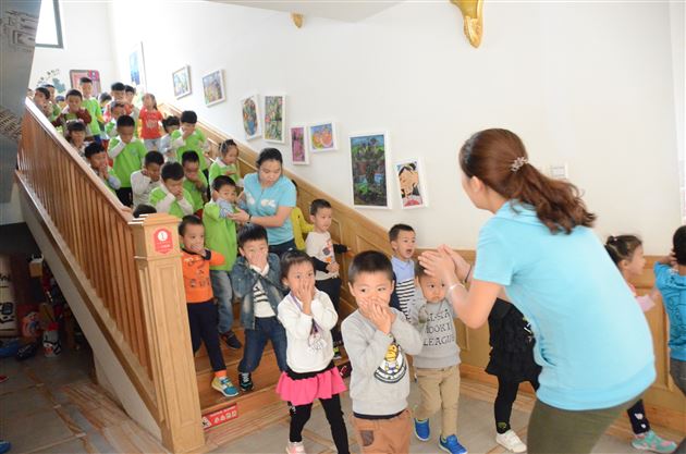 关注消防、关爱生命——记棠外实验幼稚园开展消防应急演练