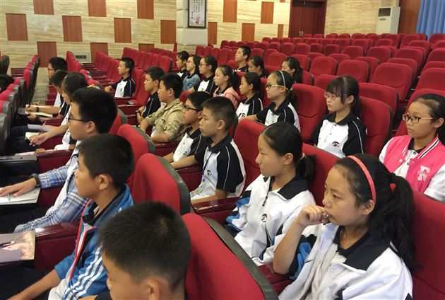 棠外召开初一年级学生会楼层自主管理培训会