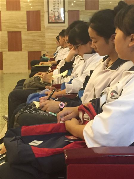 一位英国青年领袖的中国教育梦——中英两国文化交流大使蒋思哲来棠外国际班专场讲座