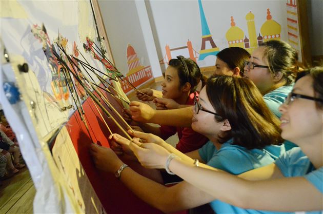 感受传统艺术，传承中国文化——国家级非物质文化遗产皮影戏走进棠外实验幼稚园