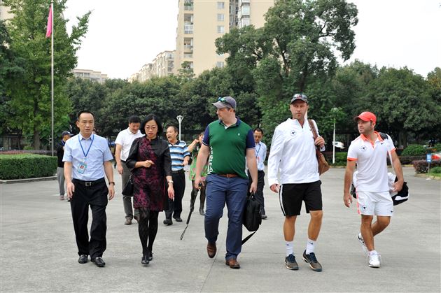 德国网协、阔特俱乐部、省网球管中心领导及专家莅临棠外交流指导工作