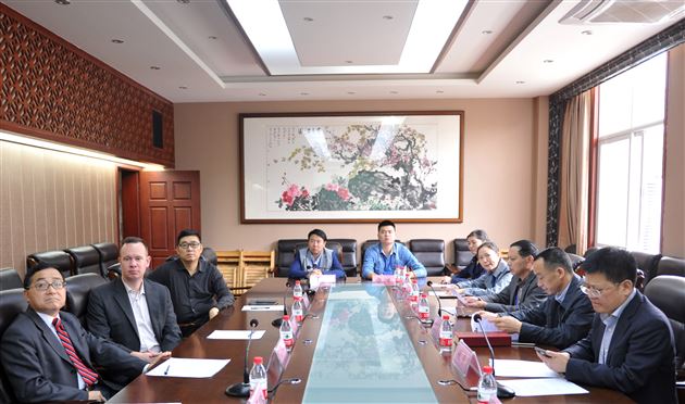 加拿大温莎大学访问团莅临棠外参观交流