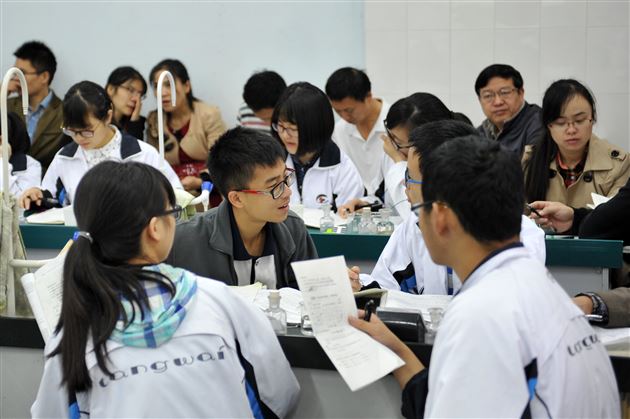 践行活动单元教学  着力问题意识培养——双流县高中化学教学研讨会在棠外圆满开展