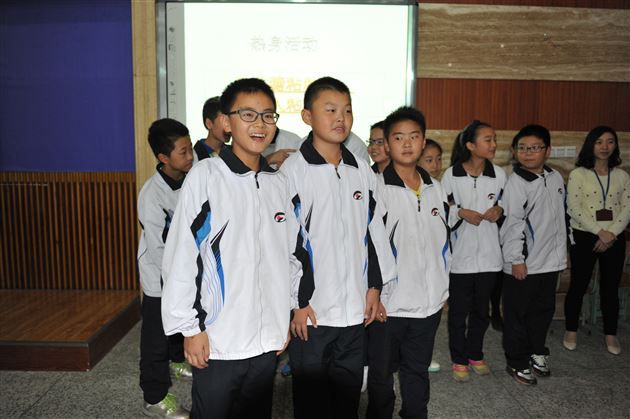 绽放友谊之花——棠外初一开展人际适应心理团辅活动