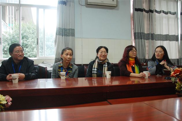 相约成长，静待芬芳——记棠外附小新教师座谈会