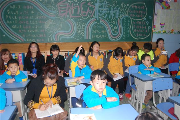 课堂零距离  衔接无缝隙——记棠外实验幼稚园与棠外附小开展“幼小衔接无缝隙”活动