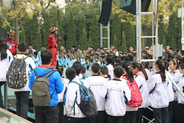 为了不能忘却的纪念——记棠外初2015级“感受地震、珍爱生命”综合社会实践活动