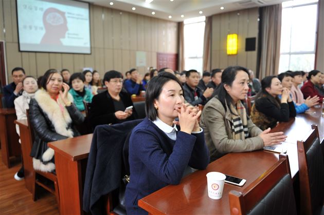 团结协作出成果，积极进取来创新——国际部U-Course（综合素质课程）展示