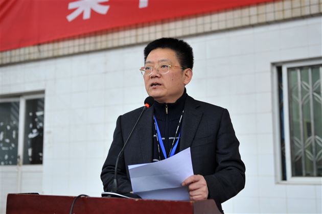 相约赛场 激情飞扬--记棠外初中第二届冬季集体项目运动会