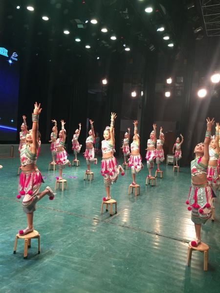 棠外附小荣获“2015年国际学生运动舞蹈教育成果展演暨IDSU第四届国际学生运动舞蹈（中国区）大赛“一等奖