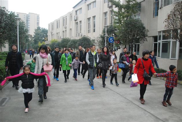 棠外附小成功举行2016级一年级招生说明会