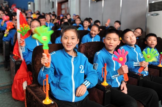 忆峥嵘岁月，展青春风采——纪念“12·9”系列活动之初一文艺汇演