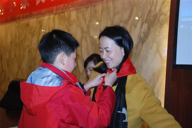 一朝航空梦，惊觉少年心——记棠外附小六年级家长义工课堂