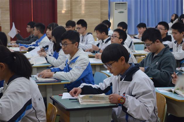 教学相长，共同提高——双流县初中英语程德金工作室在棠外初三进行研修