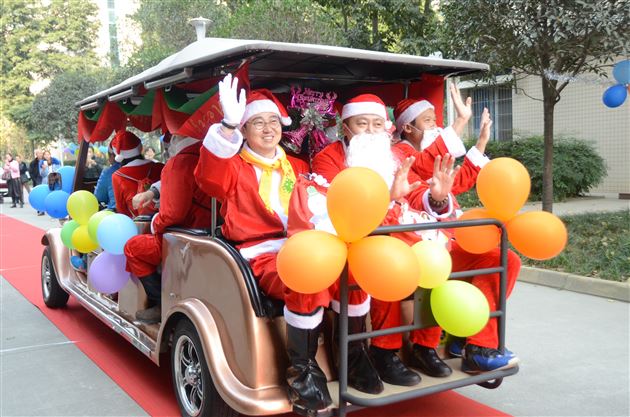 We Wish You A Merry Christmas（圣诞快乐）——记棠外实验幼稚园圣诞节活动