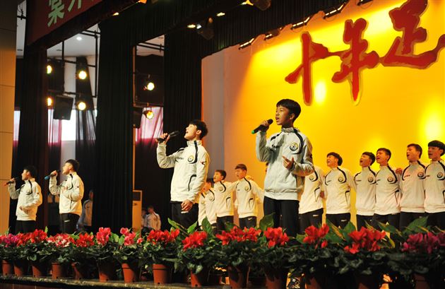 棠外举行男子足球班“十年足迹”10周年庆祝活动