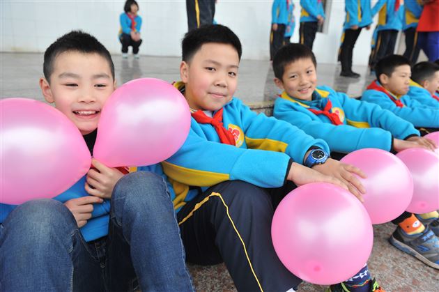 织梦于新，让爱飞翔——棠外附小隆重举行2016年春季开学典礼