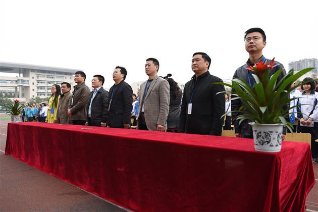 百日竞渡，我们一起乘风破浪——记2013级初三中考冲刺誓师大会