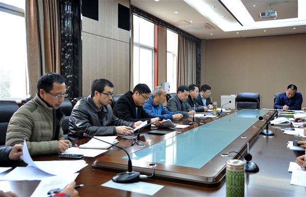 棠外高中部召开足球特长生培养研讨会