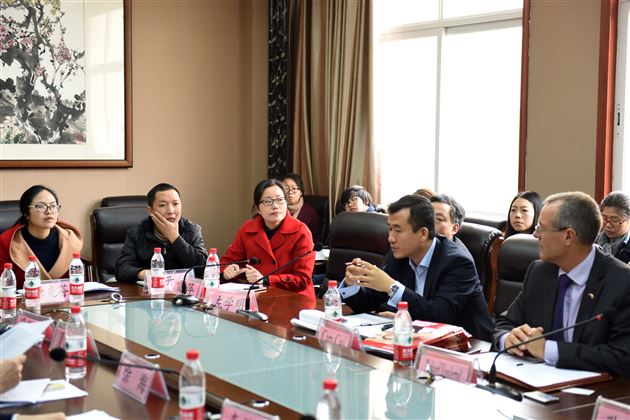 四川省与新西兰基督城教育座谈会在棠外召开