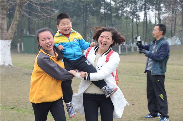 我和春天有个约会——记棠外实验幼稚园亲子春游踏青活动